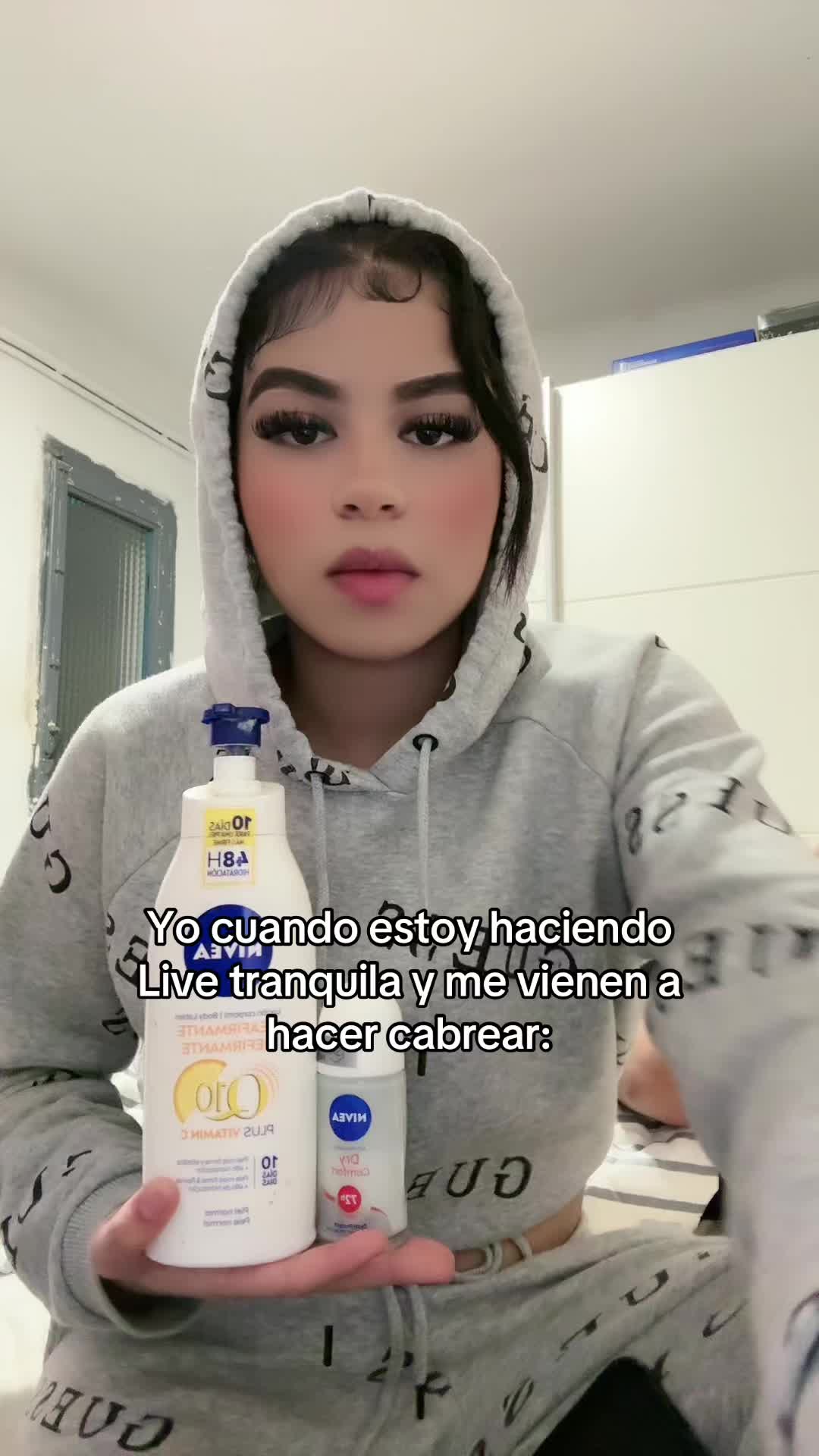 @𝓡