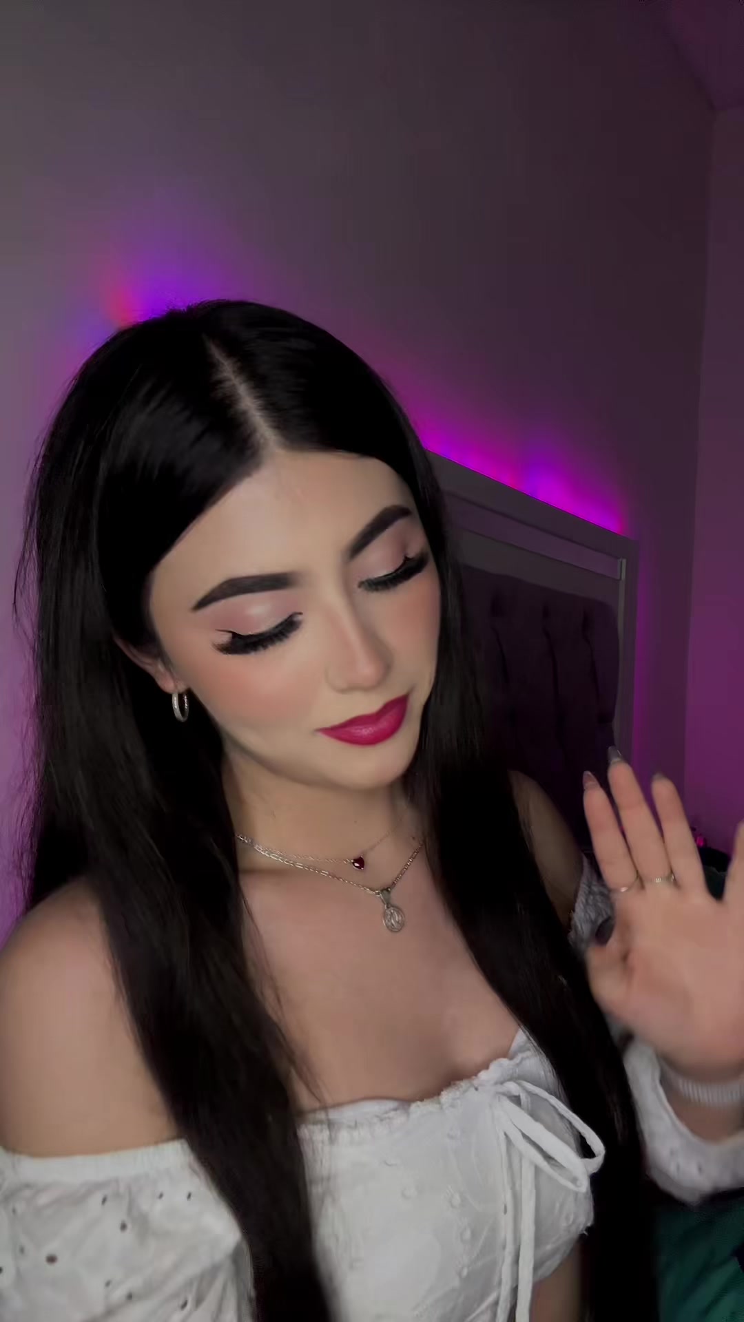 @🖤𝒩𝑜𝓂𝒾 𝒟𝒶𝓋𝒶𝓁𝑜𝓈🖤
