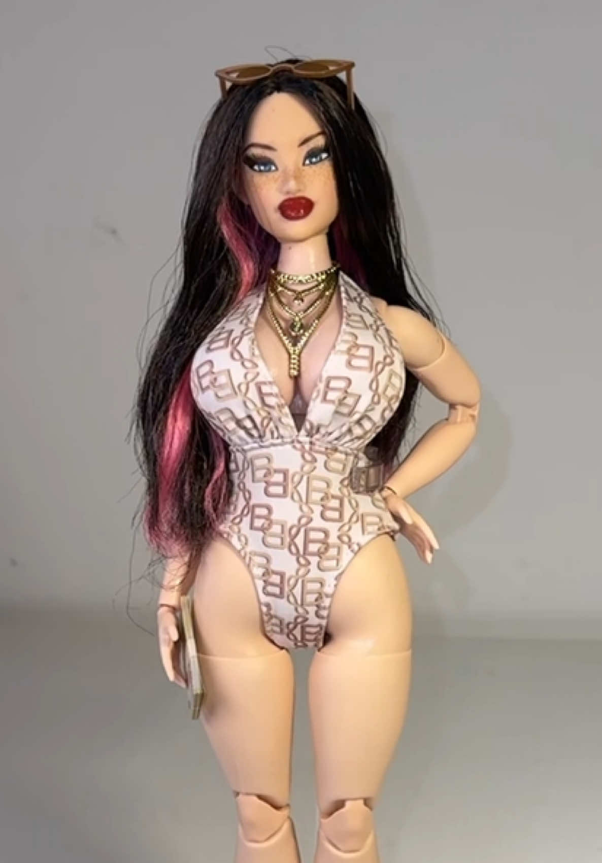 @AFTER2AM.dolls