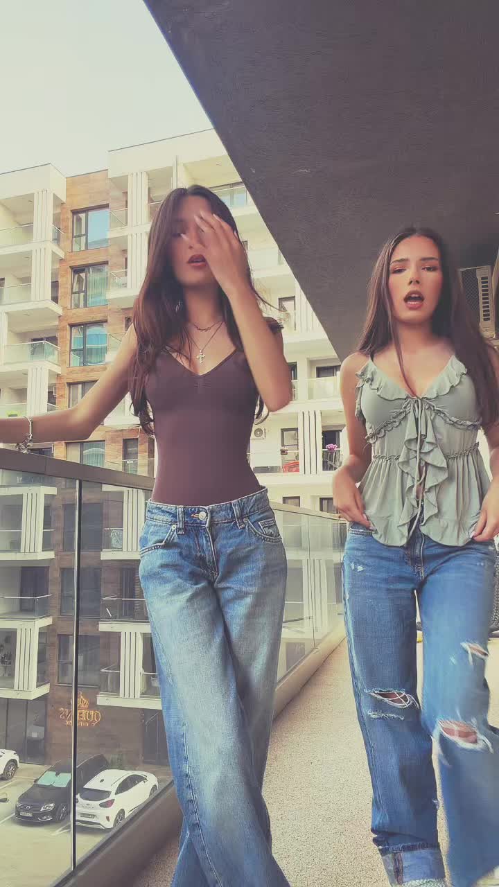 @valerriax
