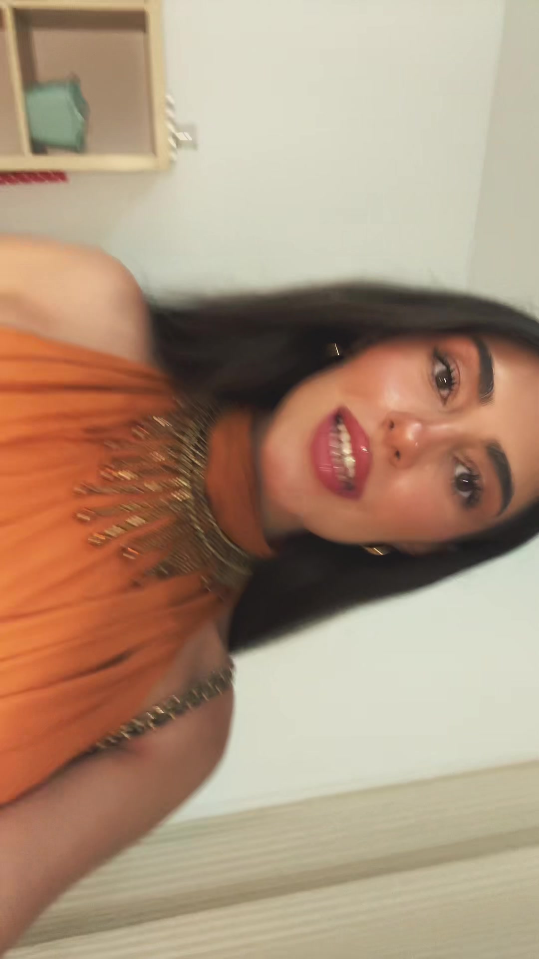 @maría