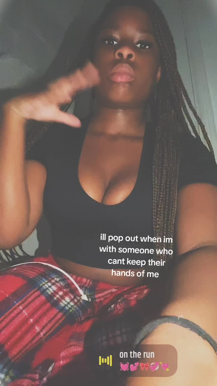 @brownskin_baddie
