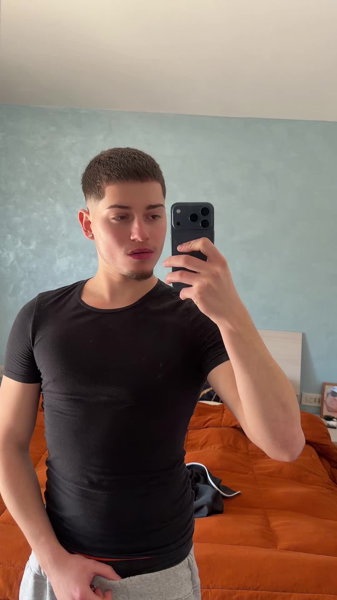 @MARCO👑