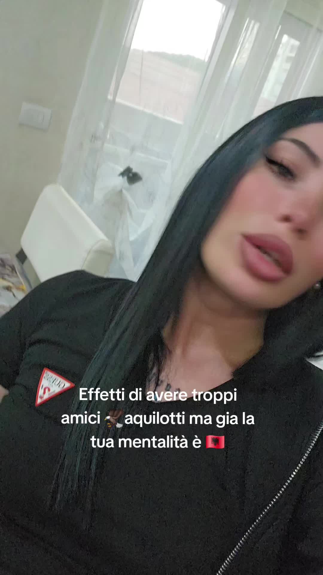 @Smeralda 🗝️✈️🍸💎