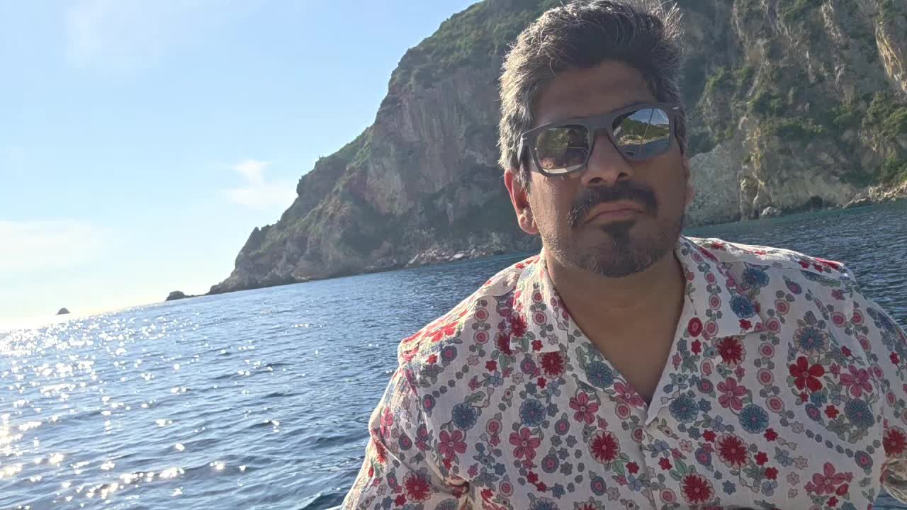 @wHb