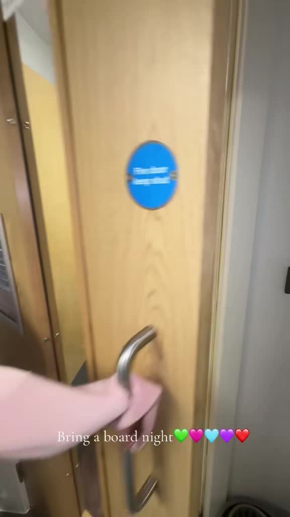 @x.Anjii