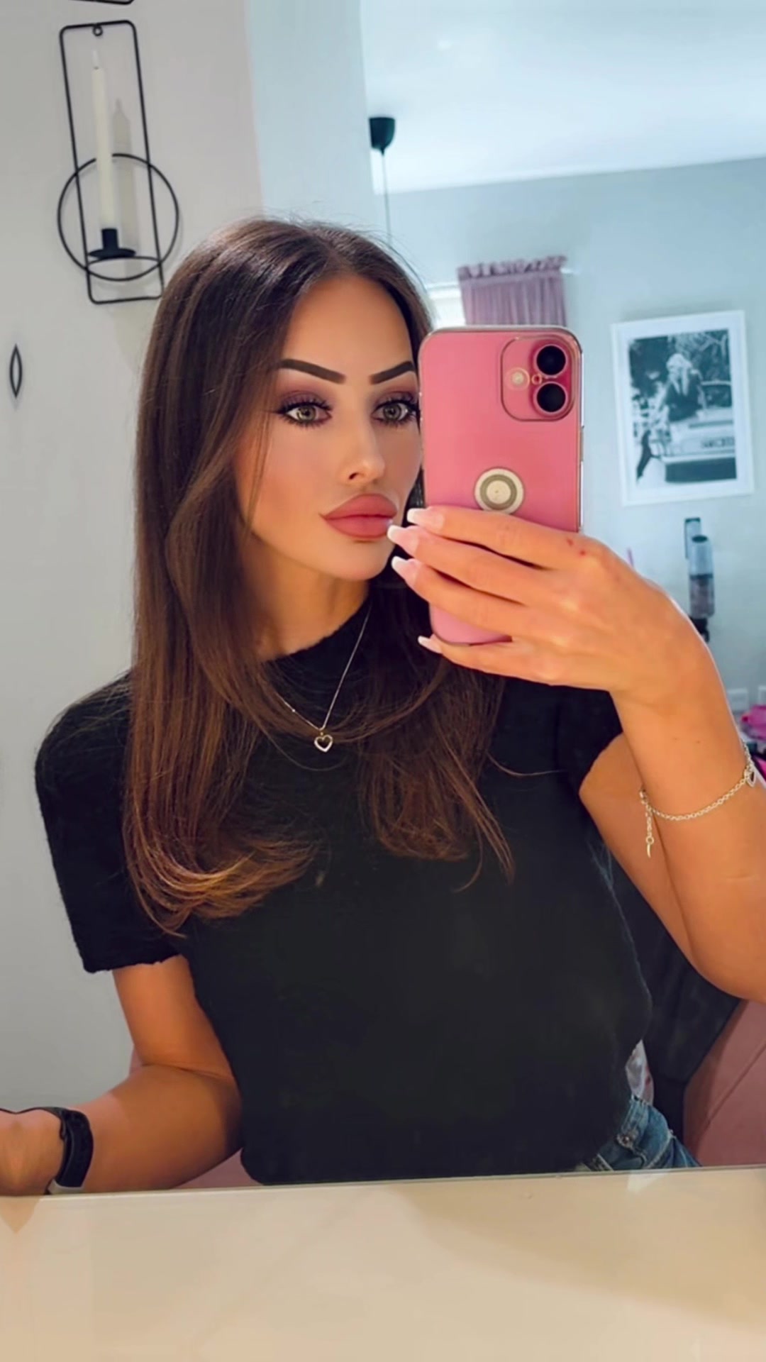 @Nikki