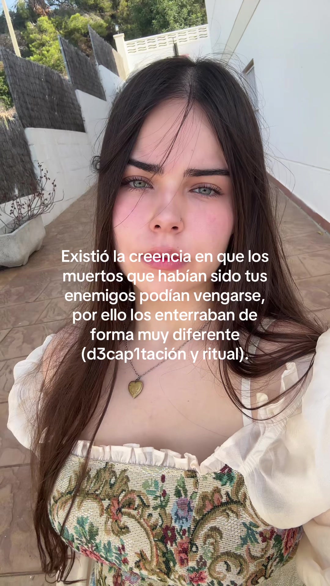 @Aitana