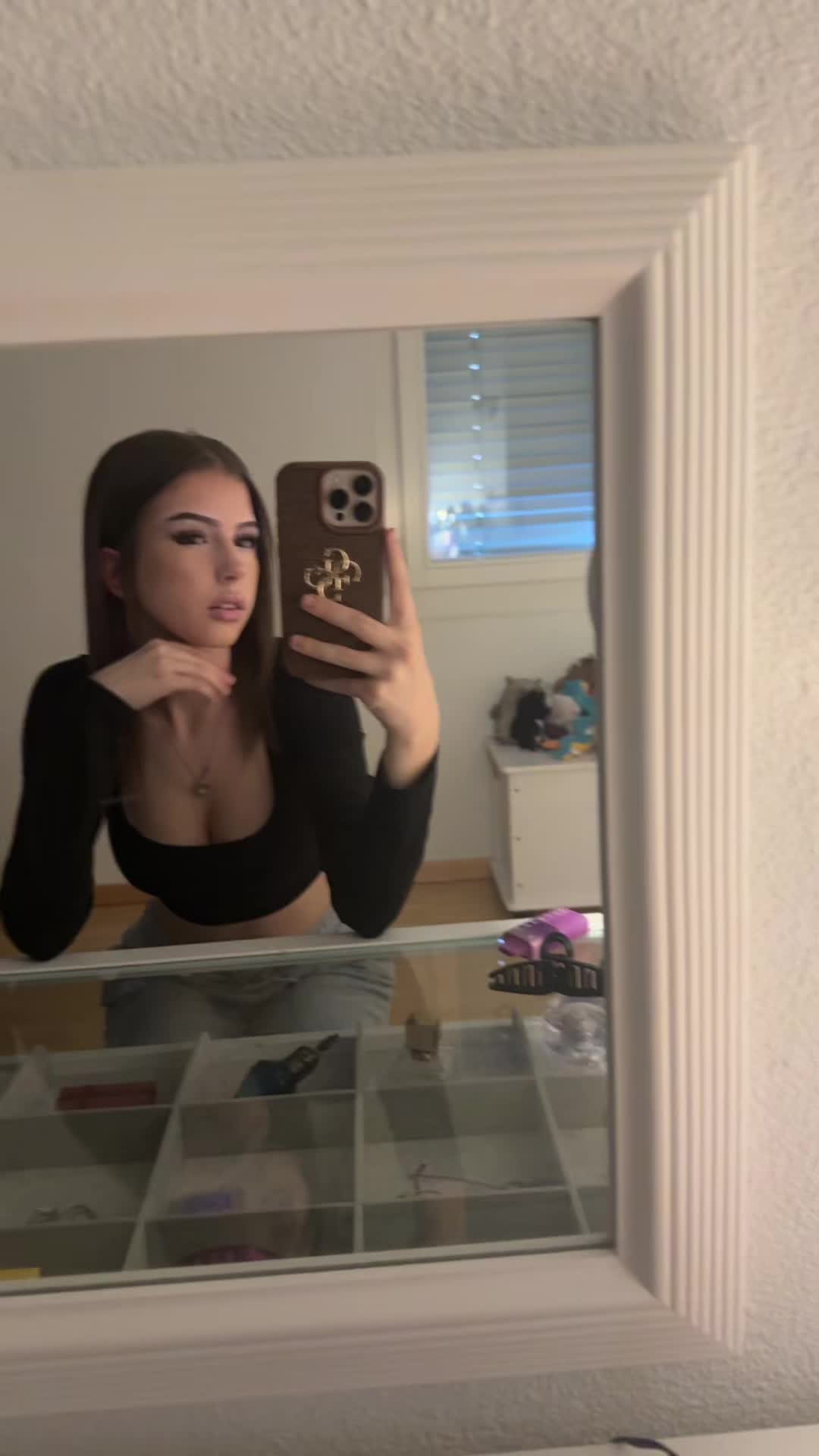 @Tia