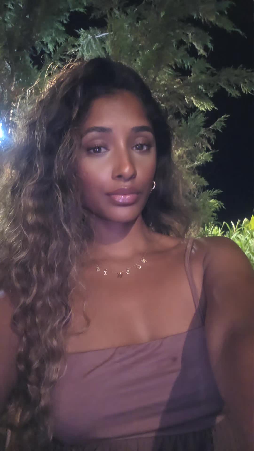 @Dinushaxo