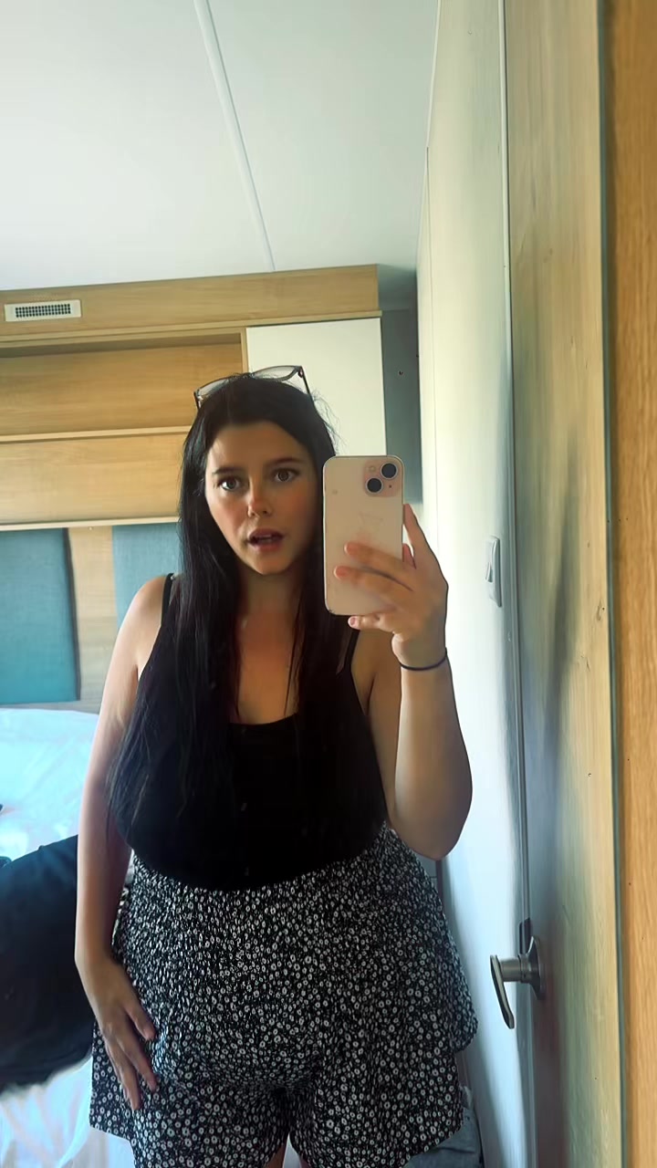 @Chloe~ boy mum x