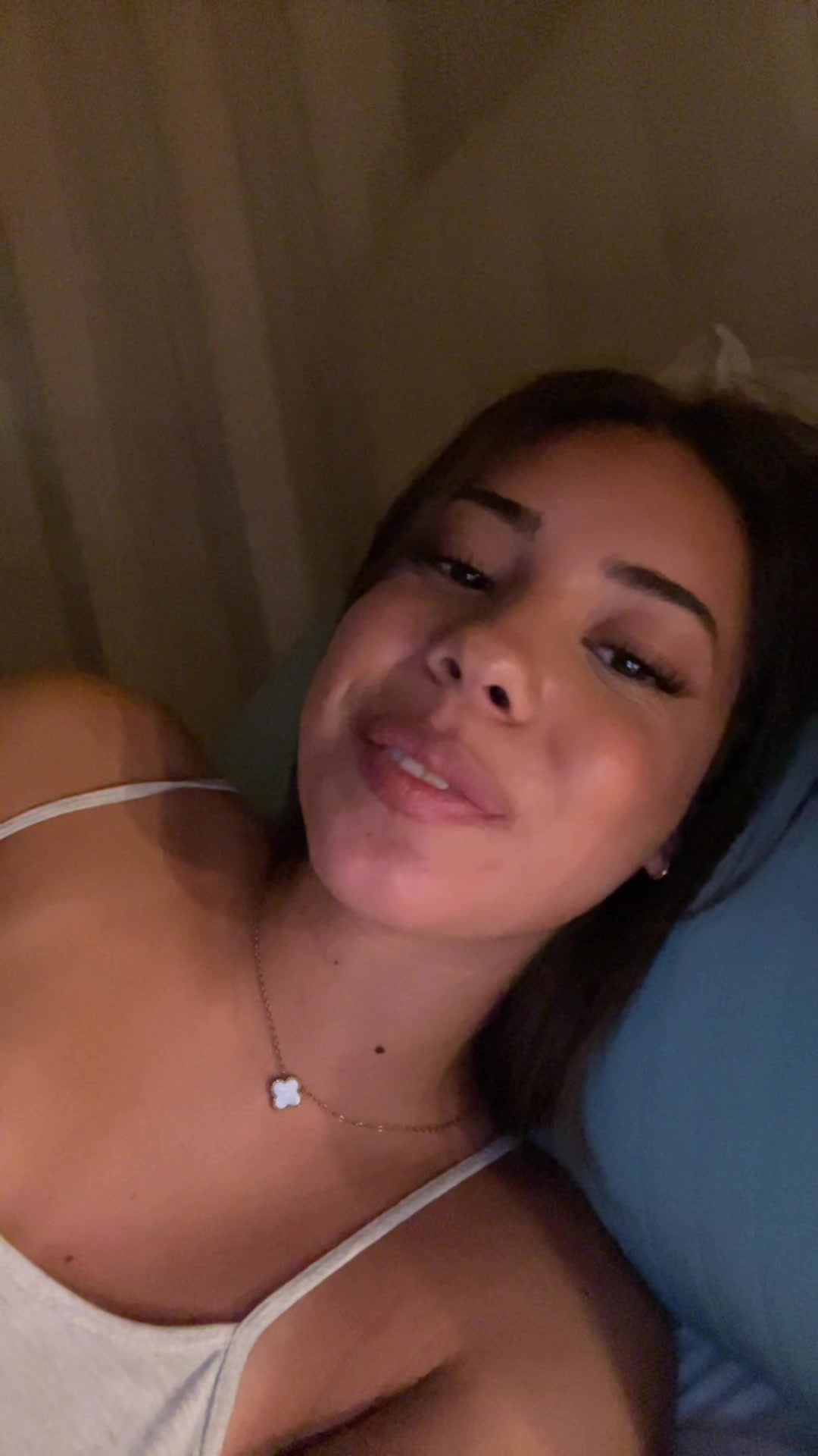 @𝐾𝑎𝑟𝑖𝑛𝑎🍯