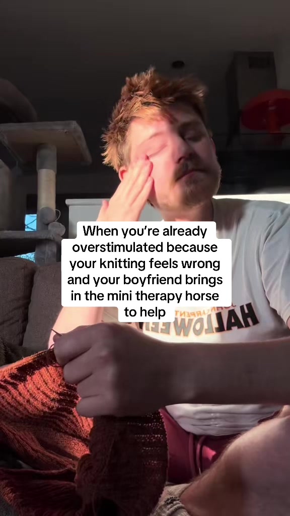 @sadknitting