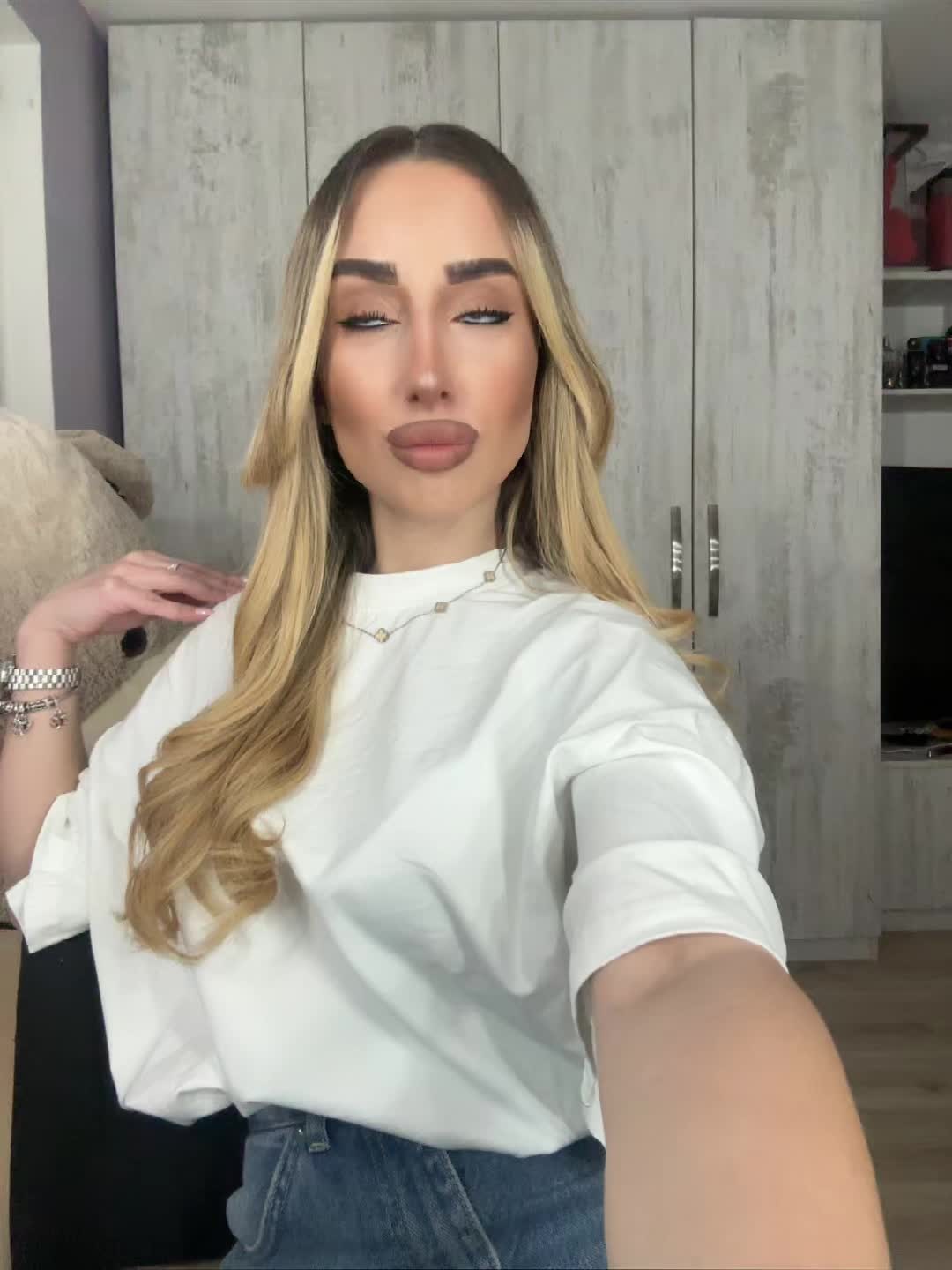 @𝐏𝐋𝐀𝐌𝐄𝐍𝐀 🧿