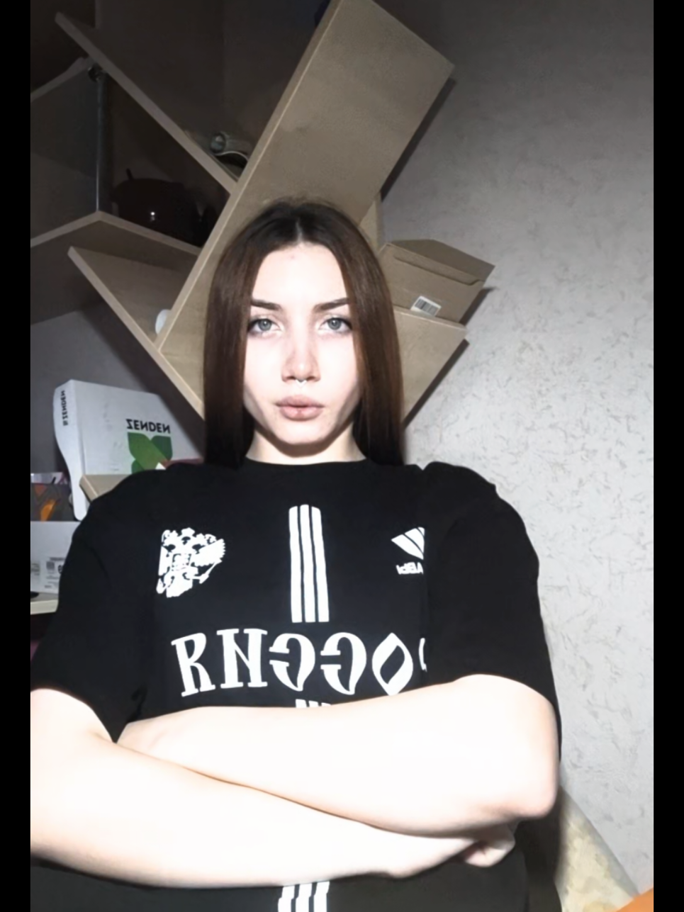 @🖤
