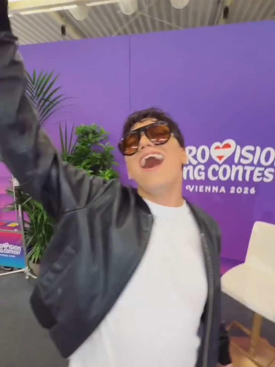 @momo