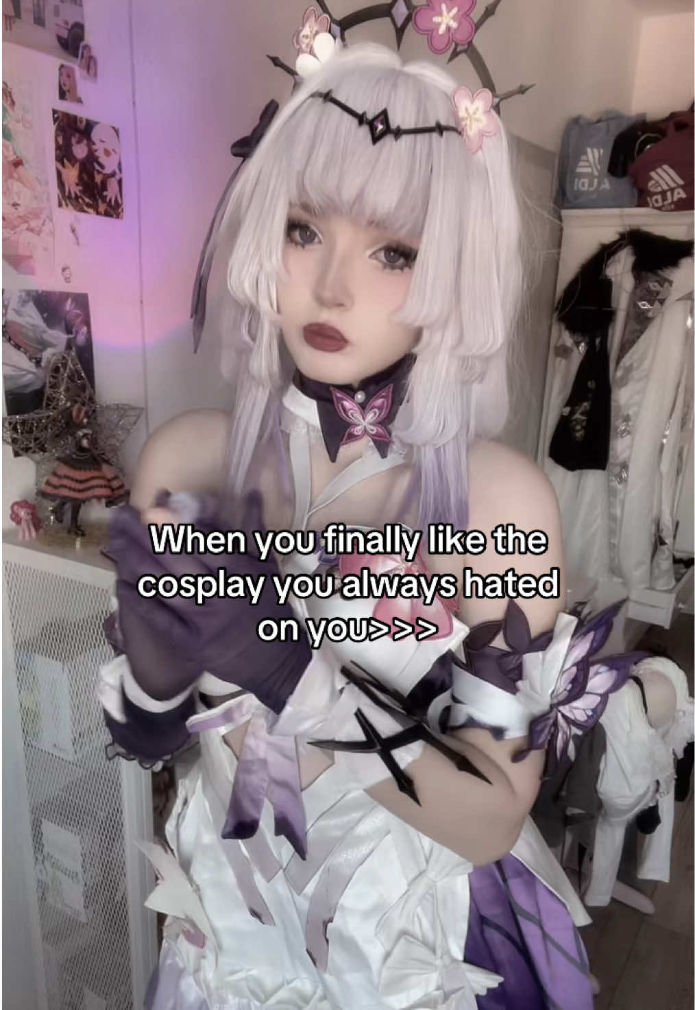 @☆*:.｡. 𝒱𝒾𝓋𝒾.｡.:*☆