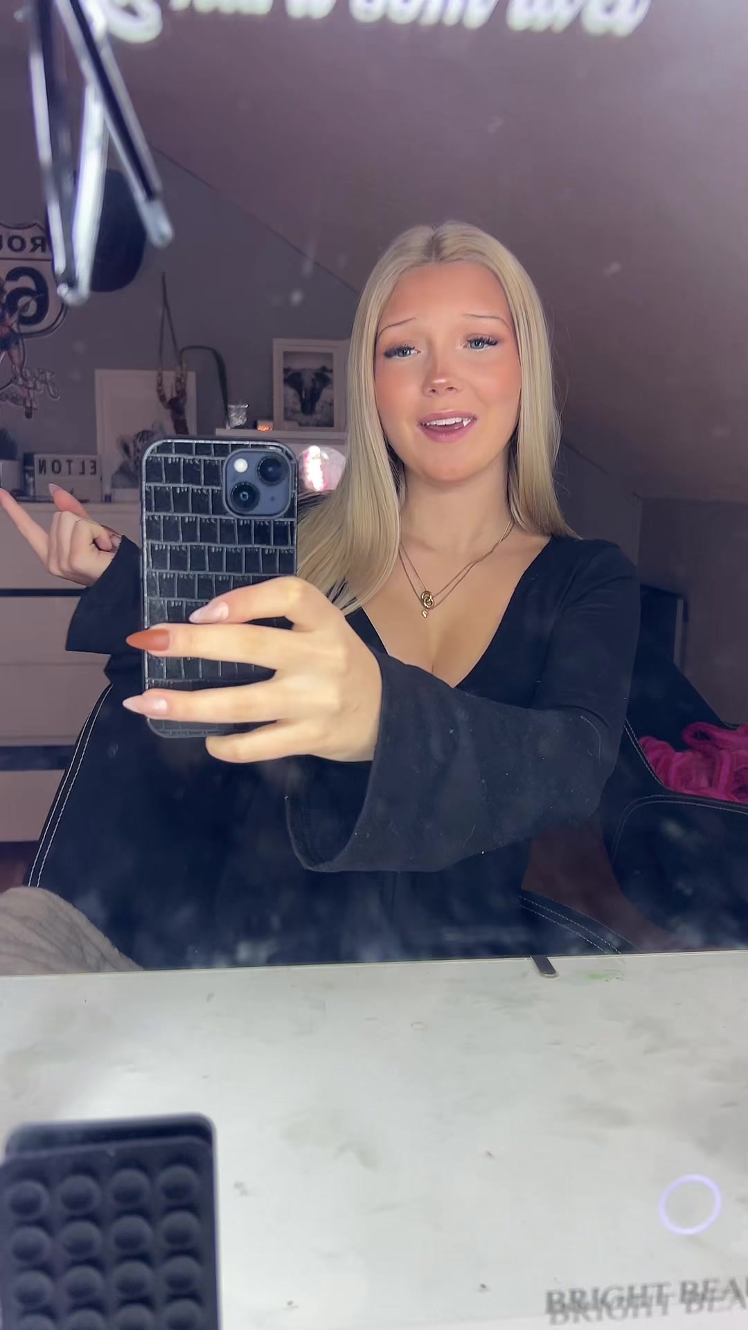 @𝓛𝓮𝓲𝓪𝓪𝓪