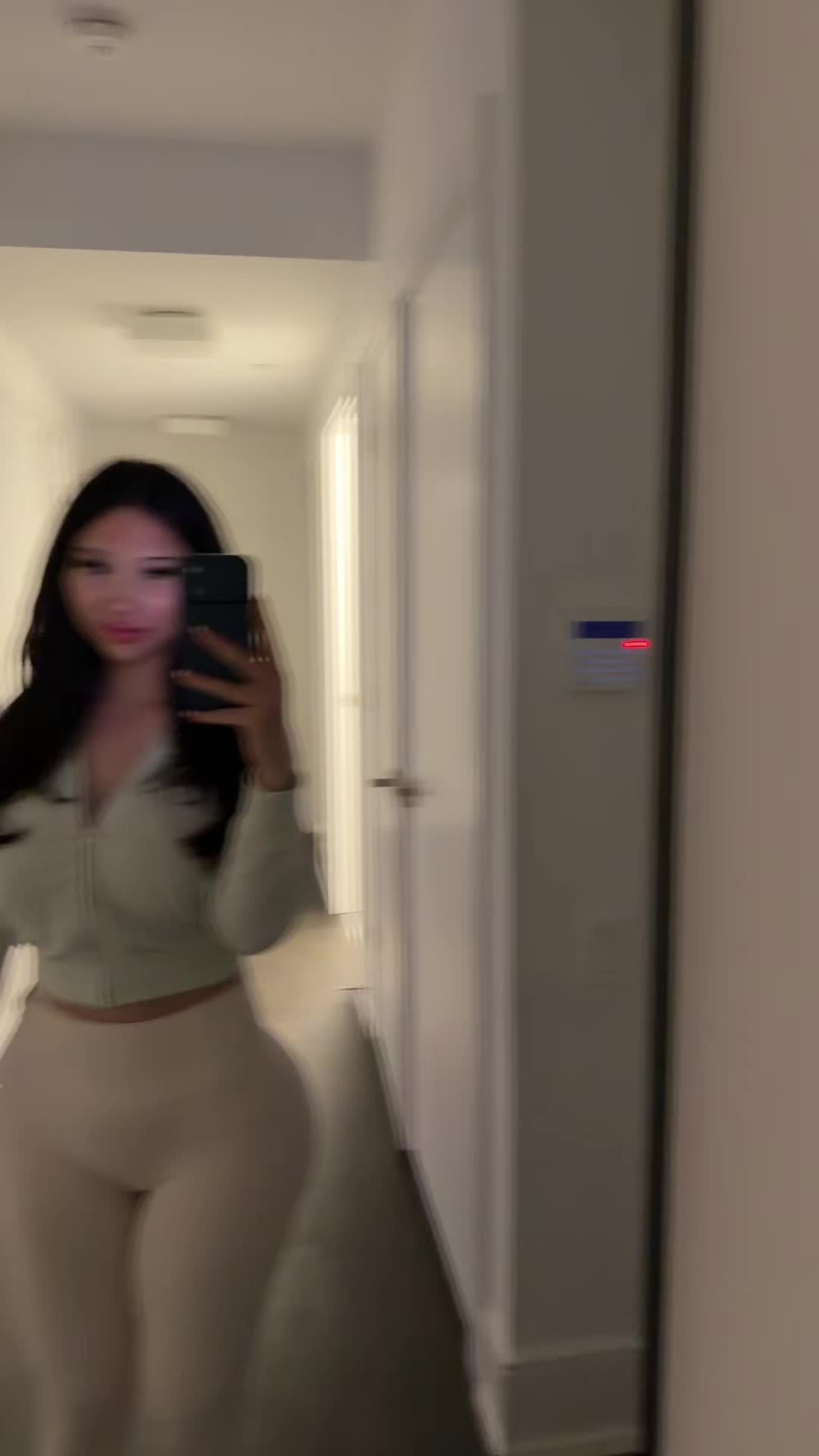 @anni