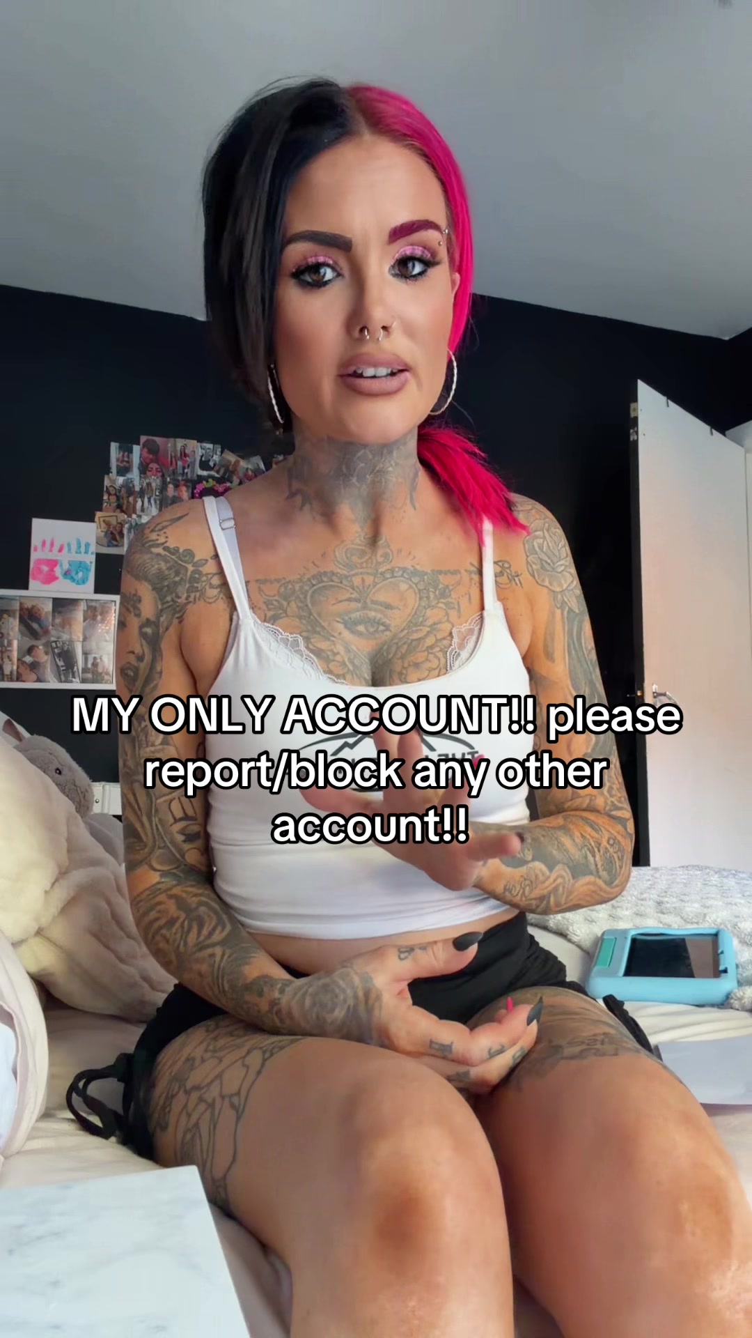 @𝐼𝓃𝓀𝑒𝒹_𝓂𝒶𝓂𝒶𝟥𝟨 🖤💗
