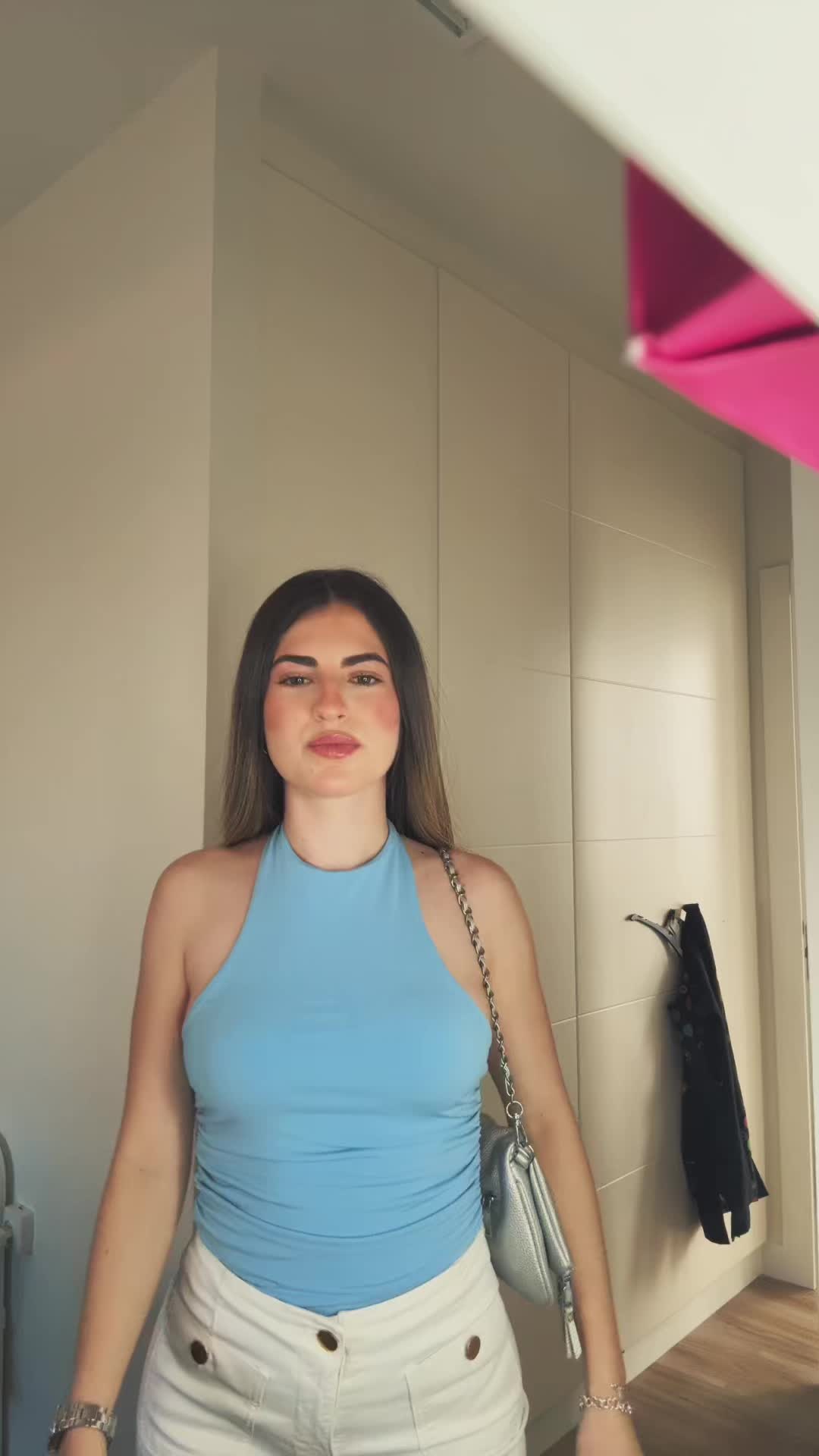 @𝒞