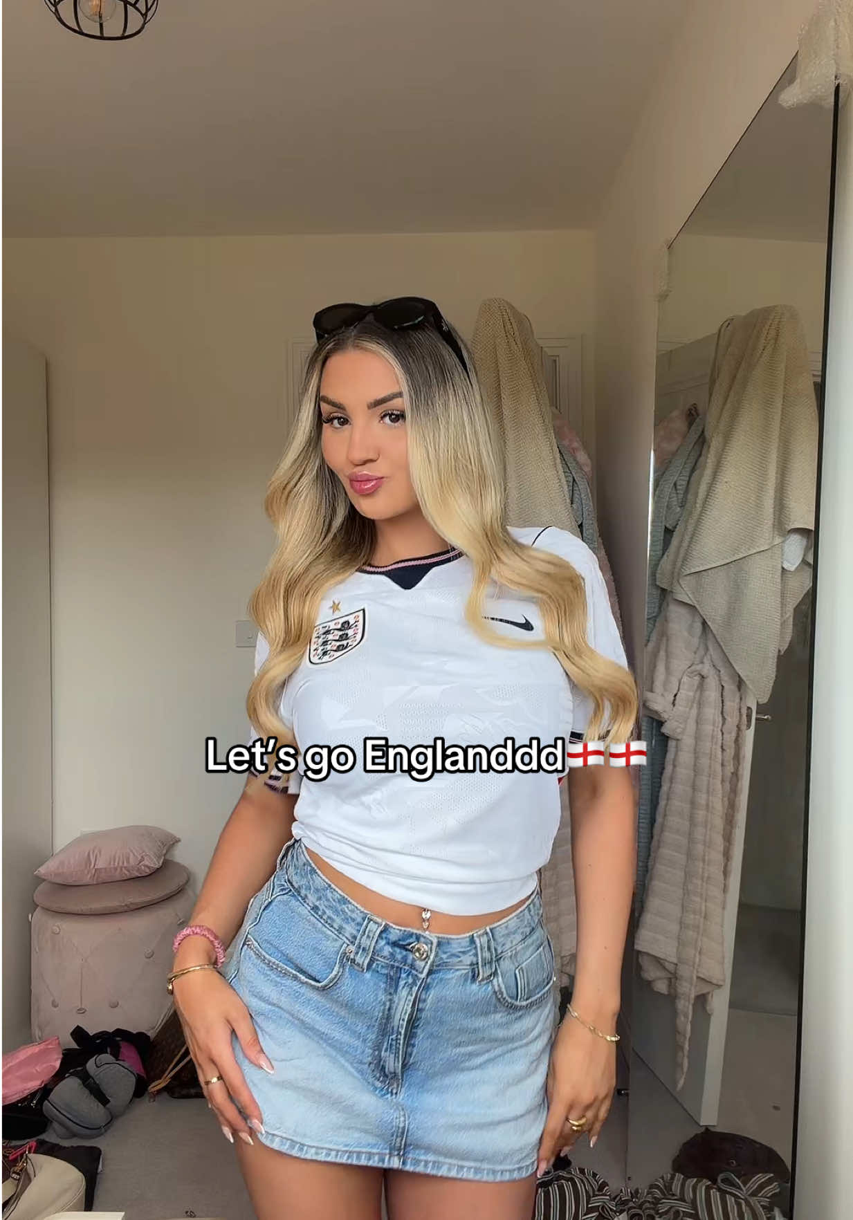 @Skylar Skye