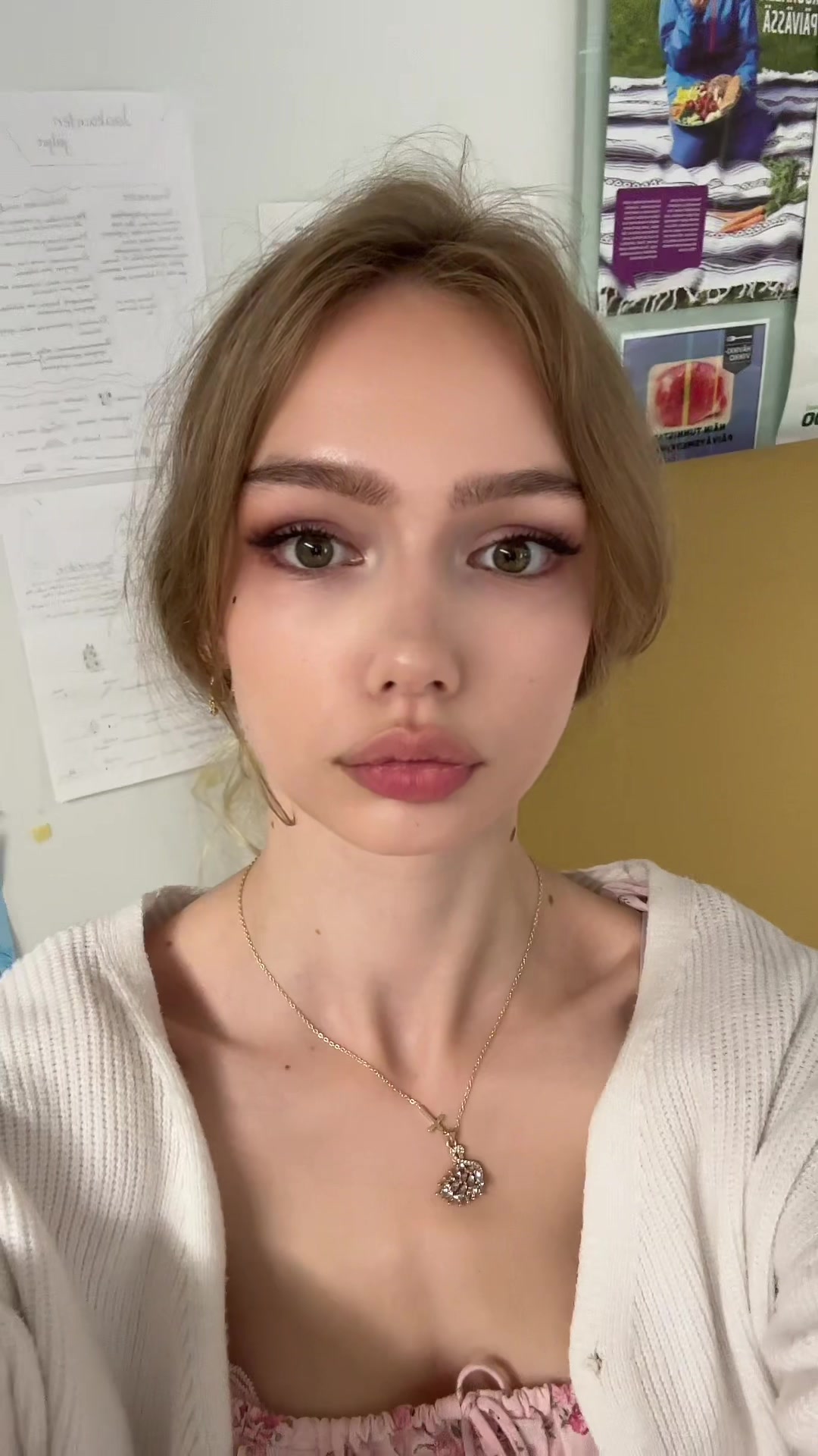 @Eva