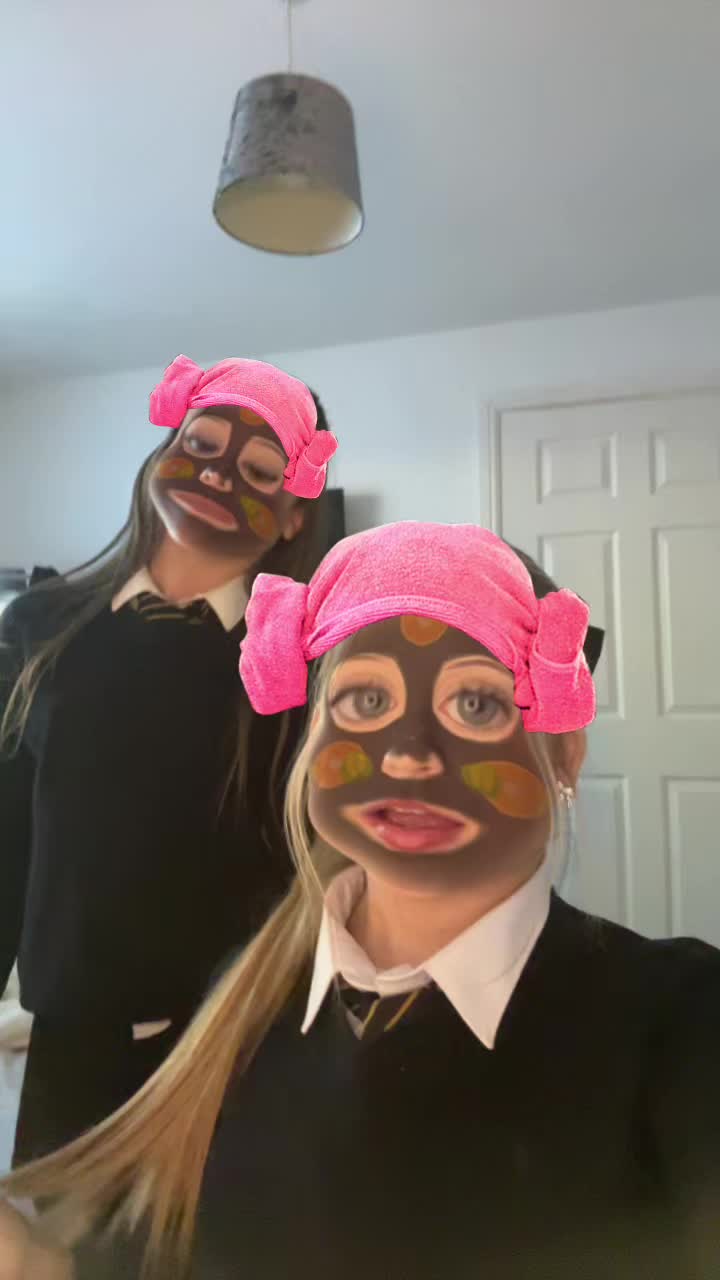 @𝒶𝓁𝒶𝓃𝓃𝒶𝓈 𝓅𝓇𝒾𝓋𝓋