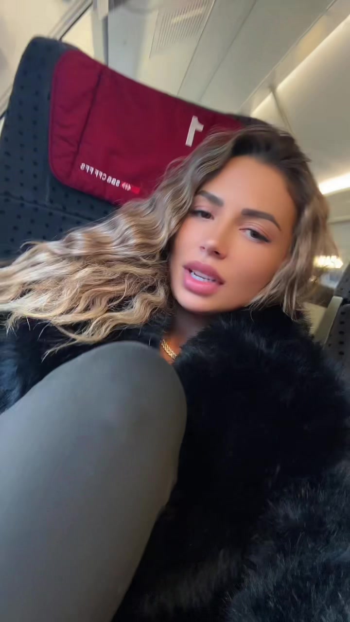 @itsadrianaraee
