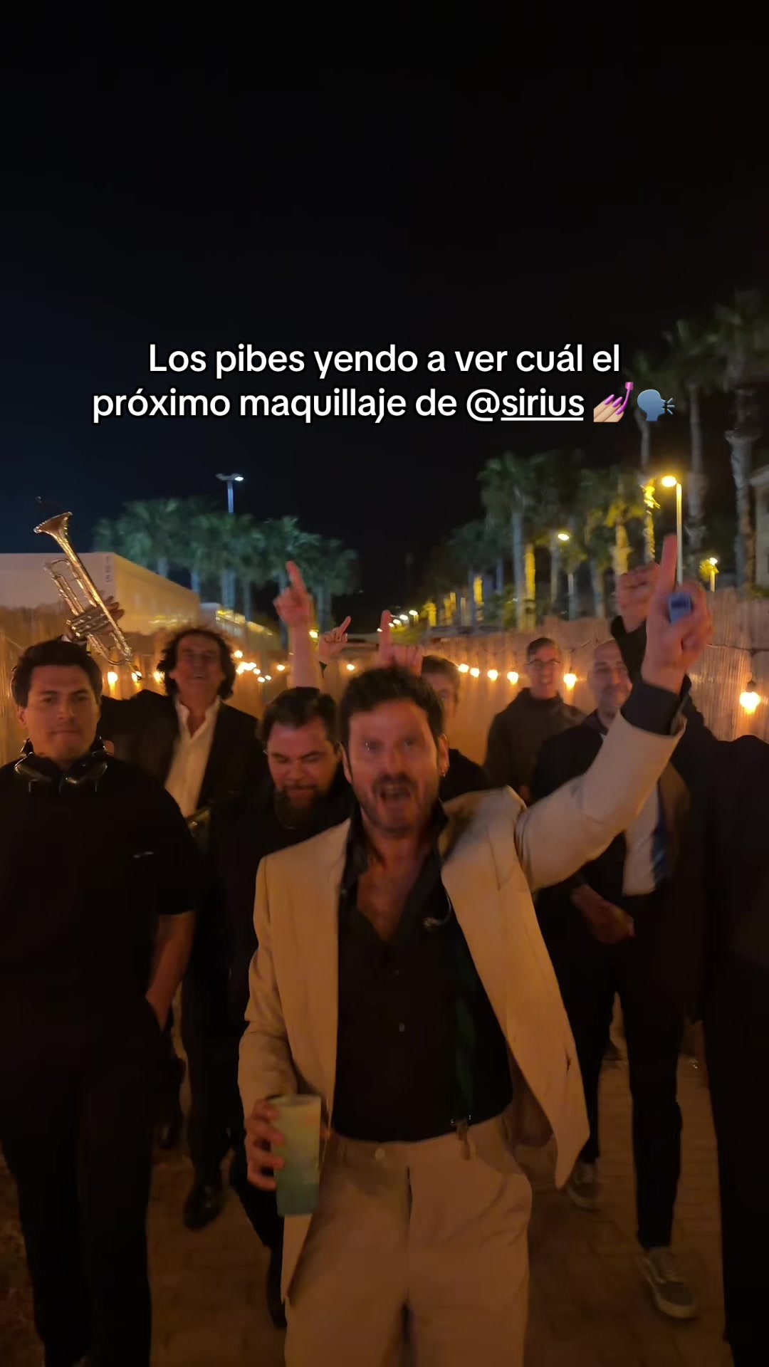 @Taburete