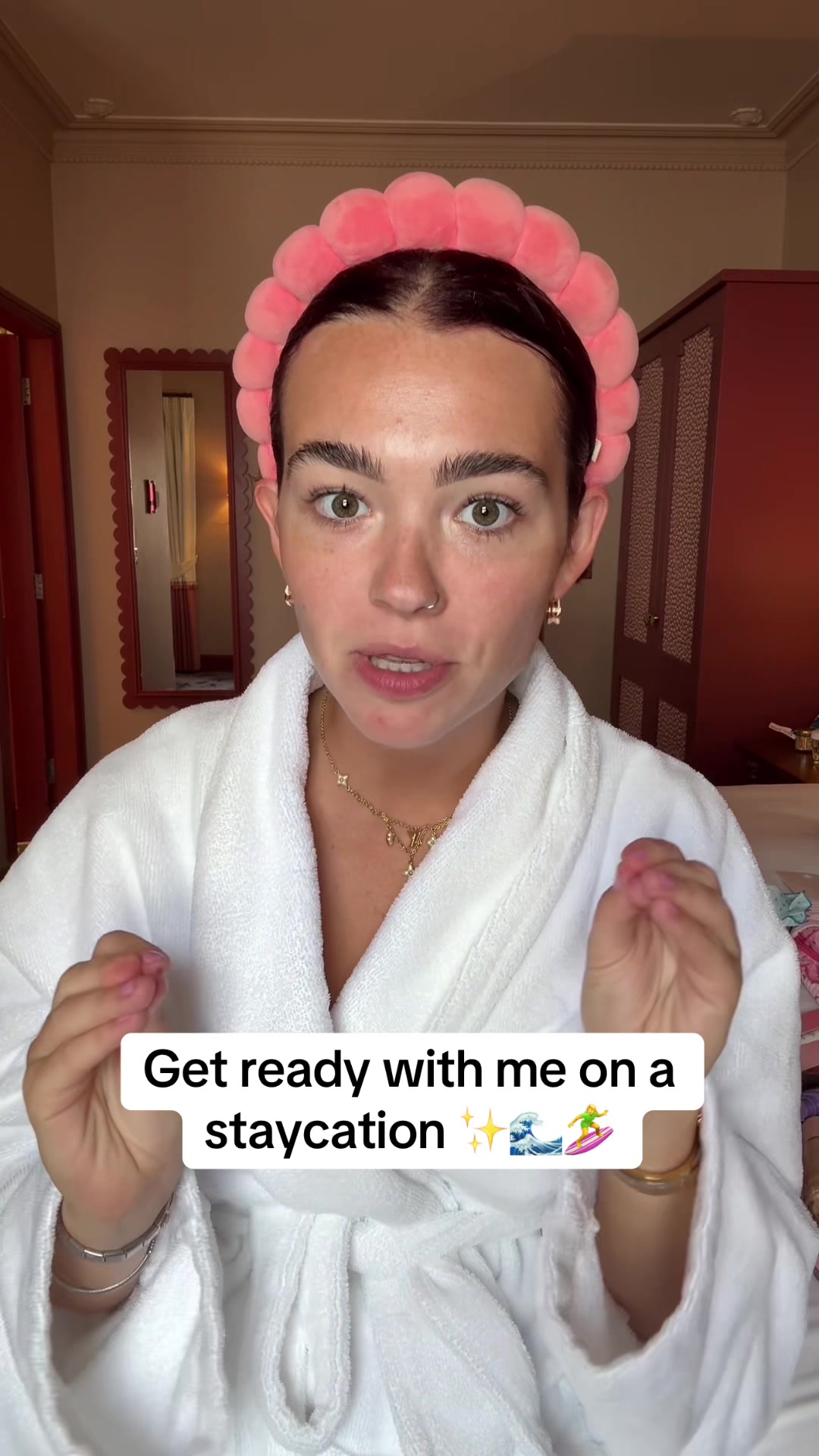 @MiriamMullins_