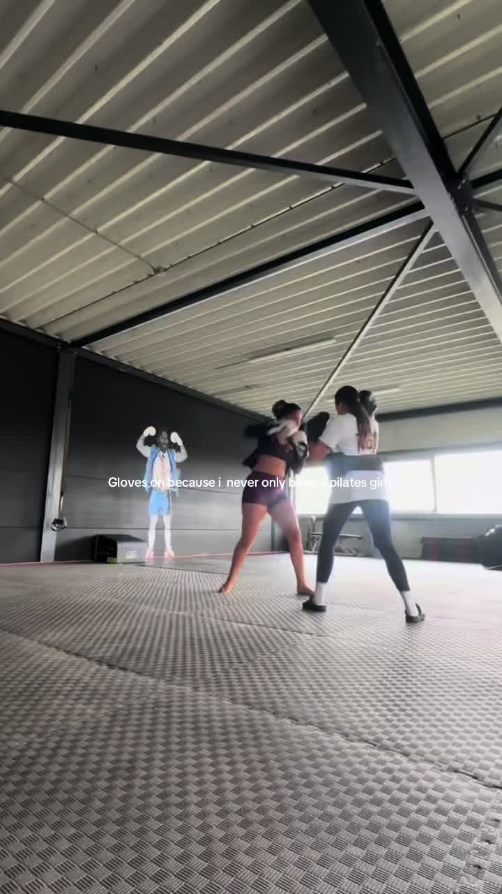 @ella kaplan🤍