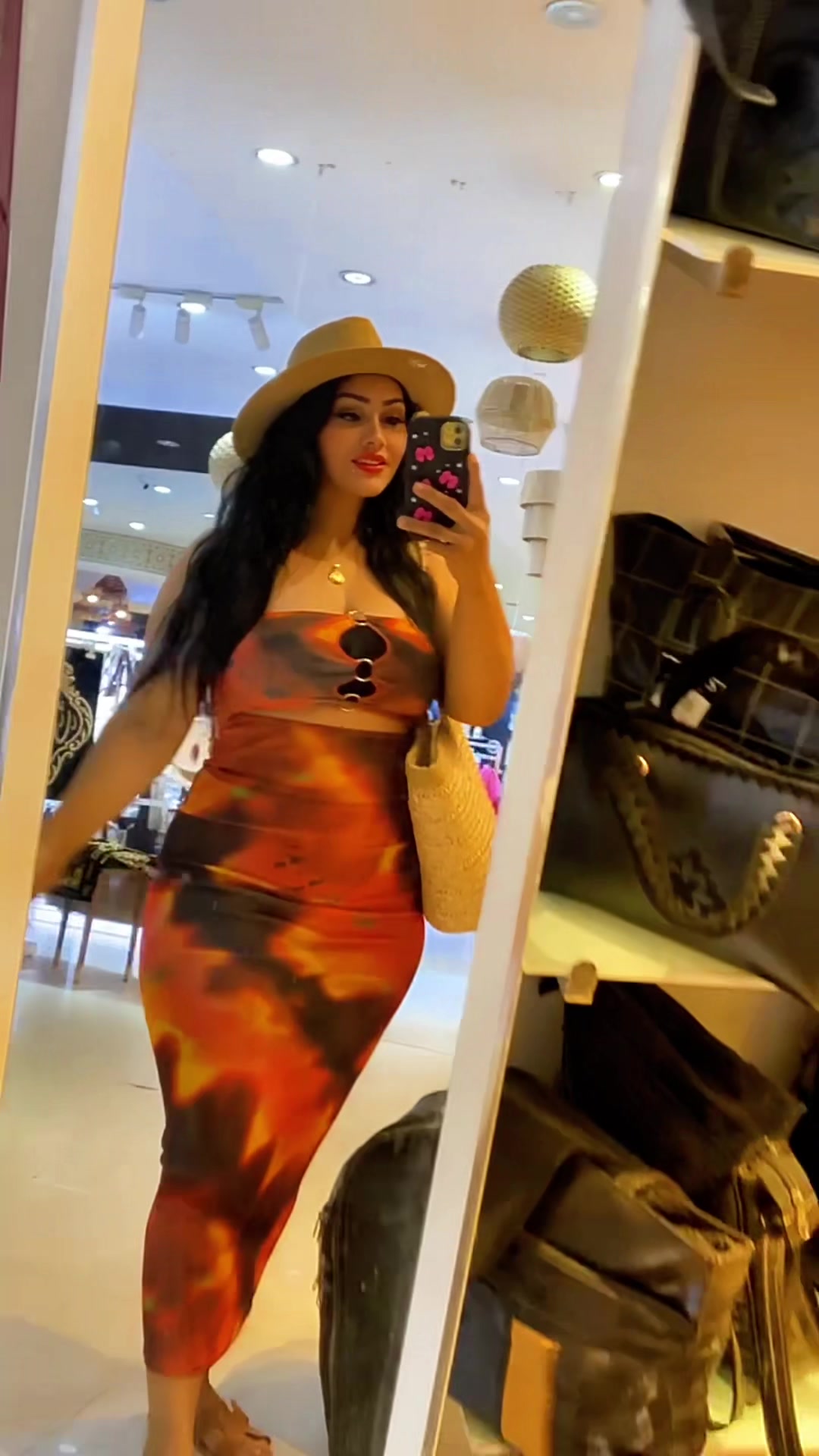 @Sabrina sabra5