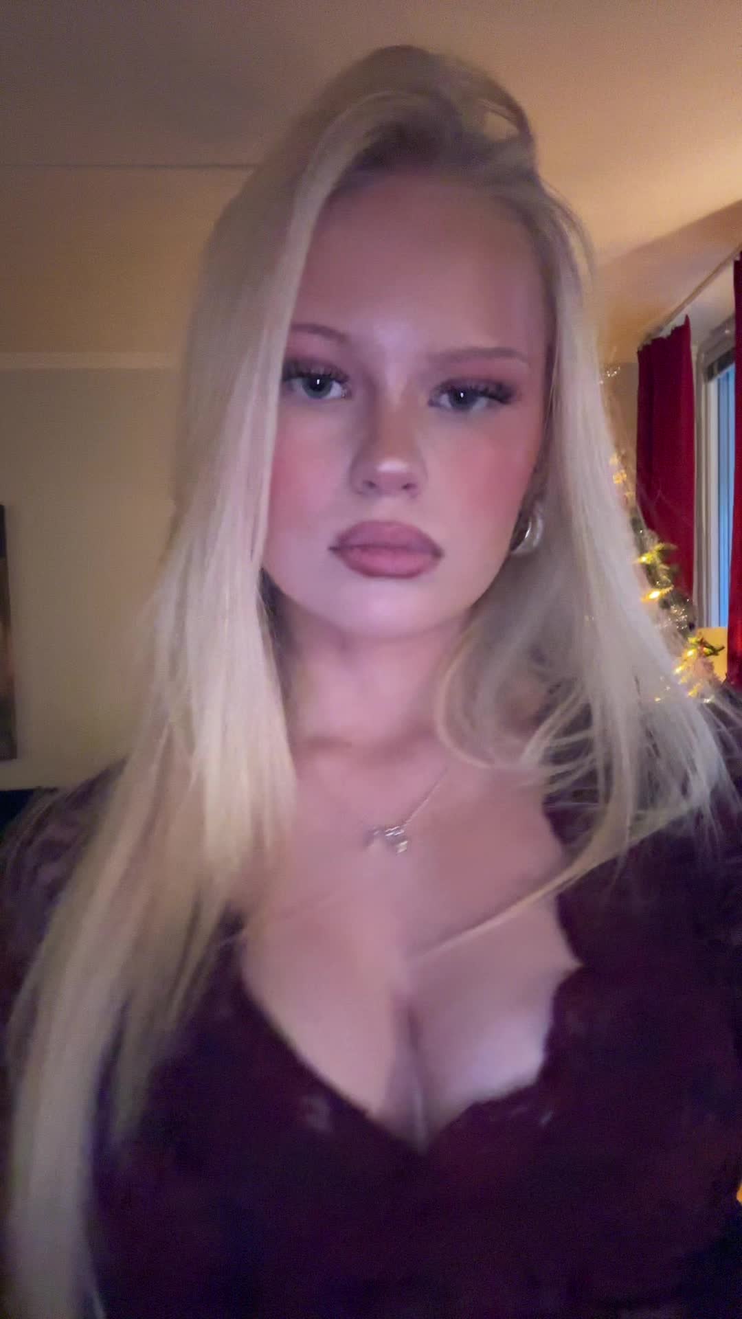 @elina