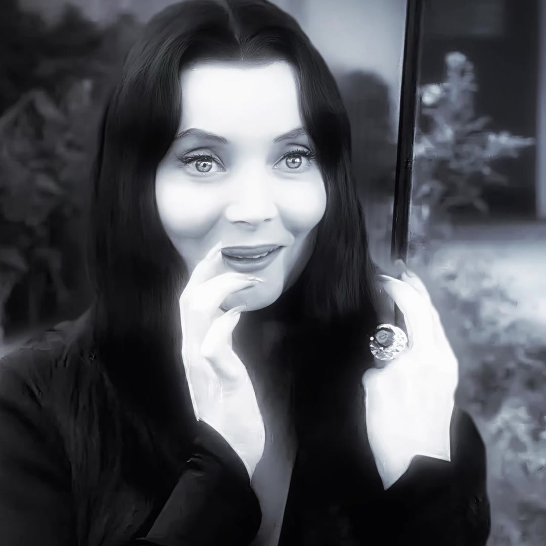 @thecarolynjones