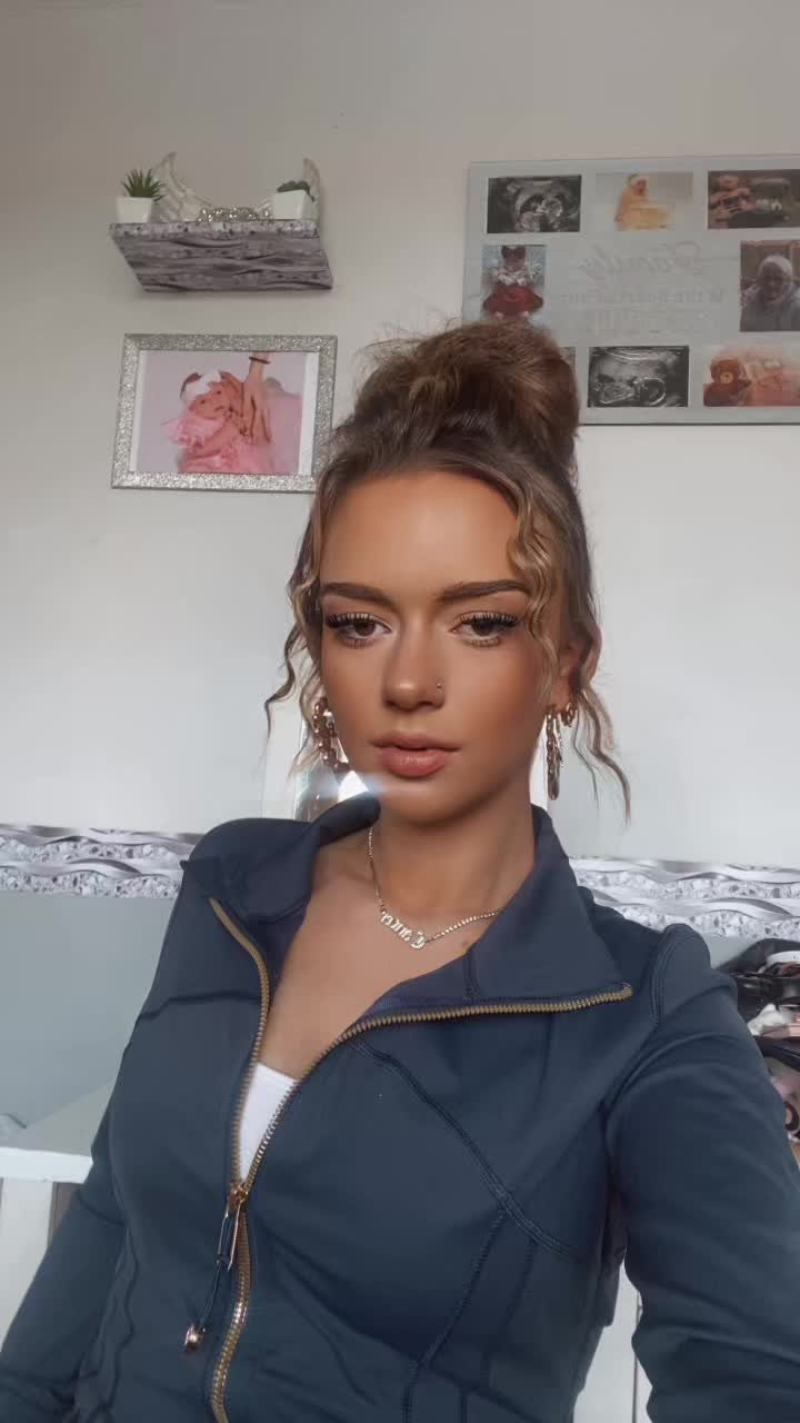@💋CHLO💋