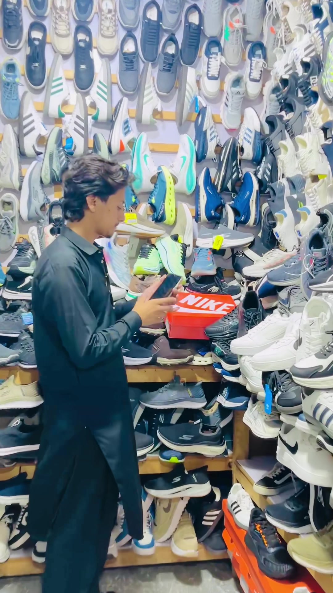 @👟 KHAN ShOes 👟