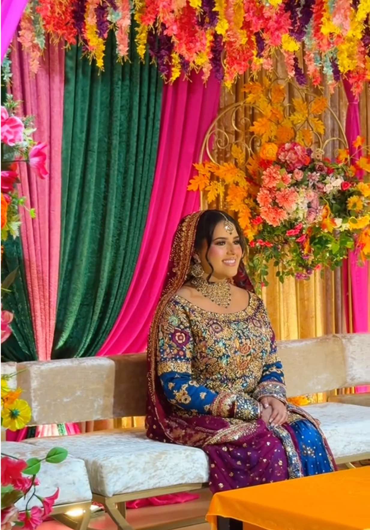 @Female Photographer