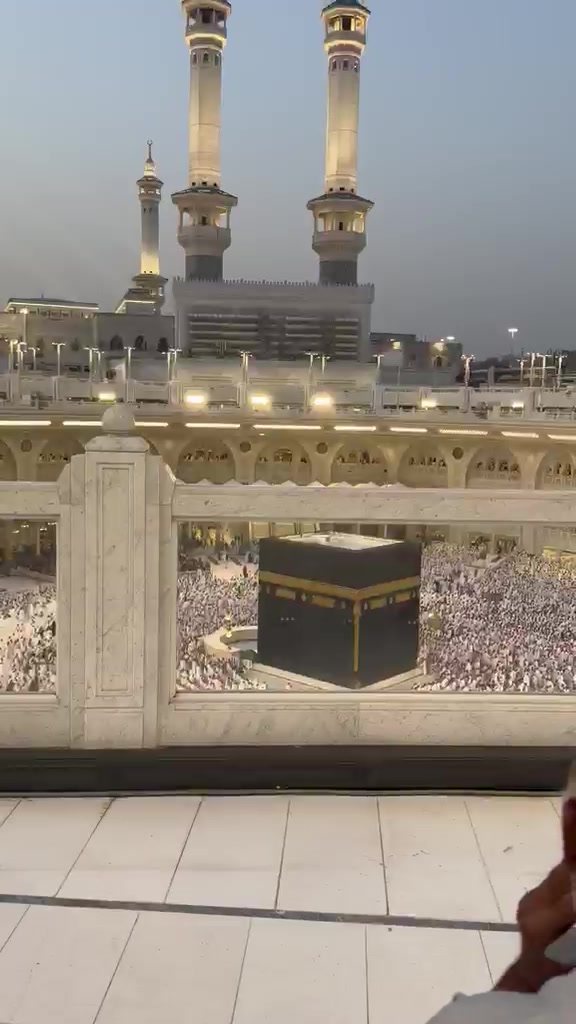 @hafeezm17