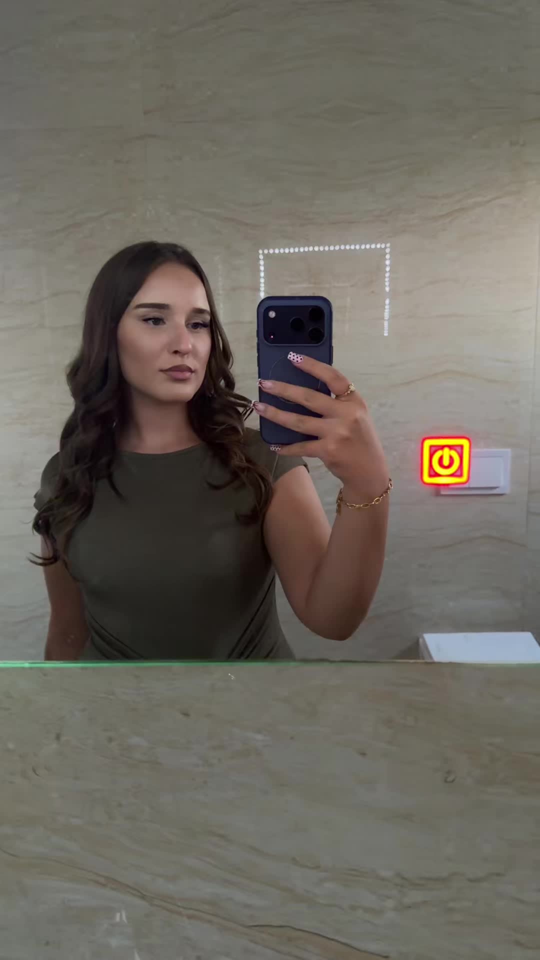 @𝐴𝐾