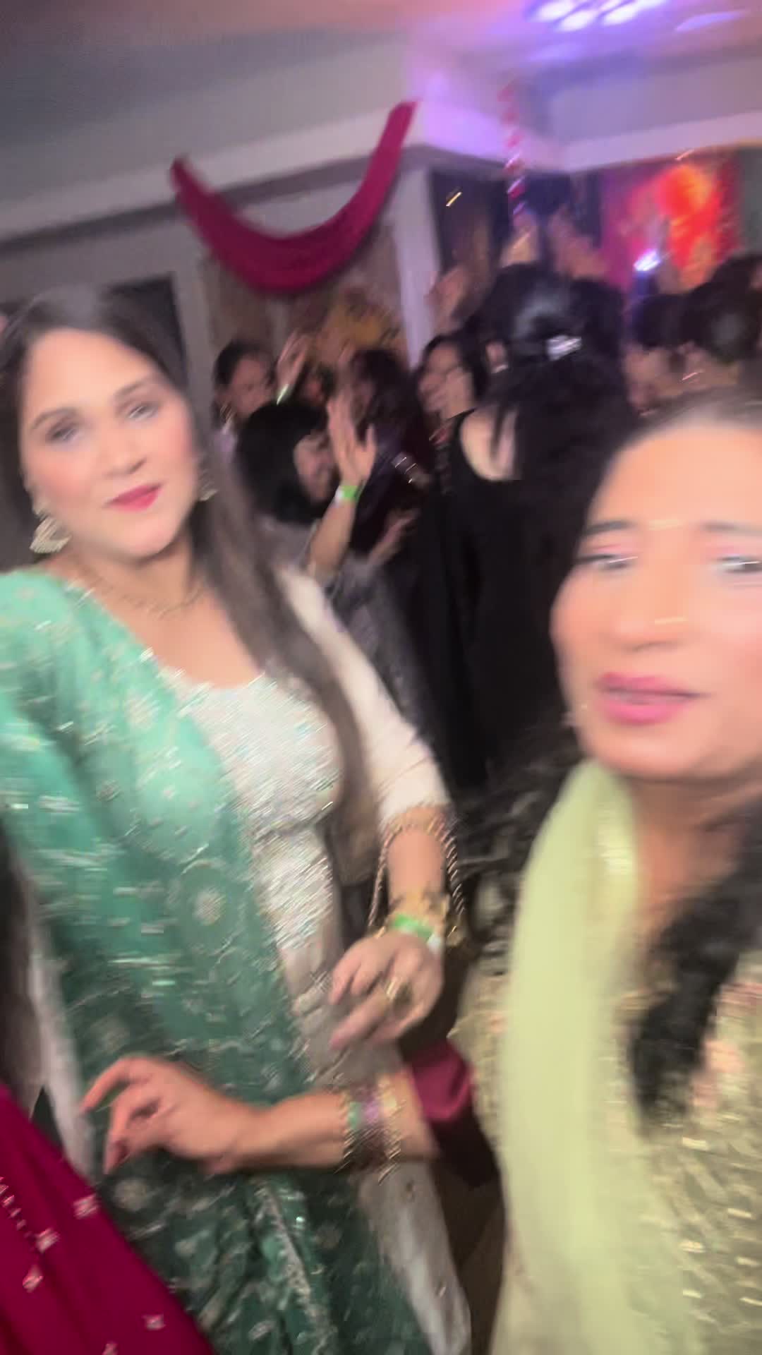 @Neetu✨