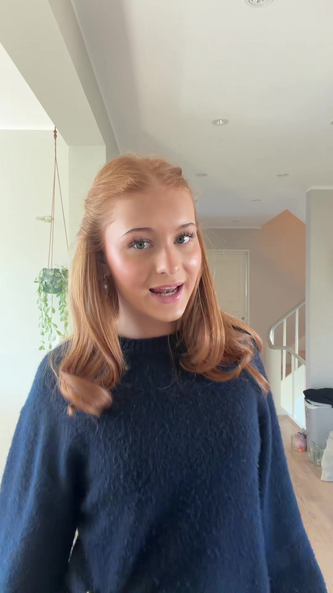@LEAH SPJELKAVIK