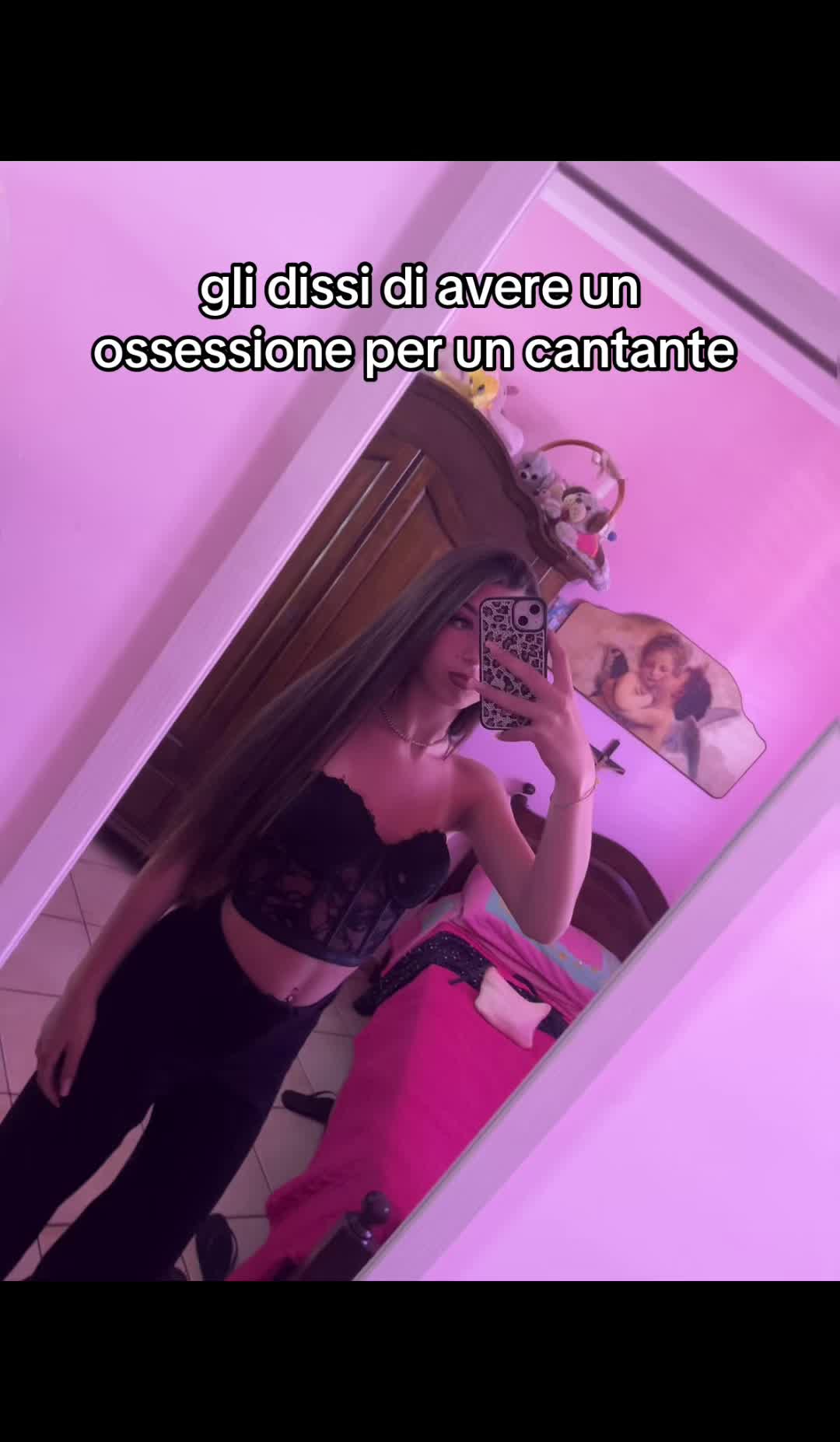 @V💋