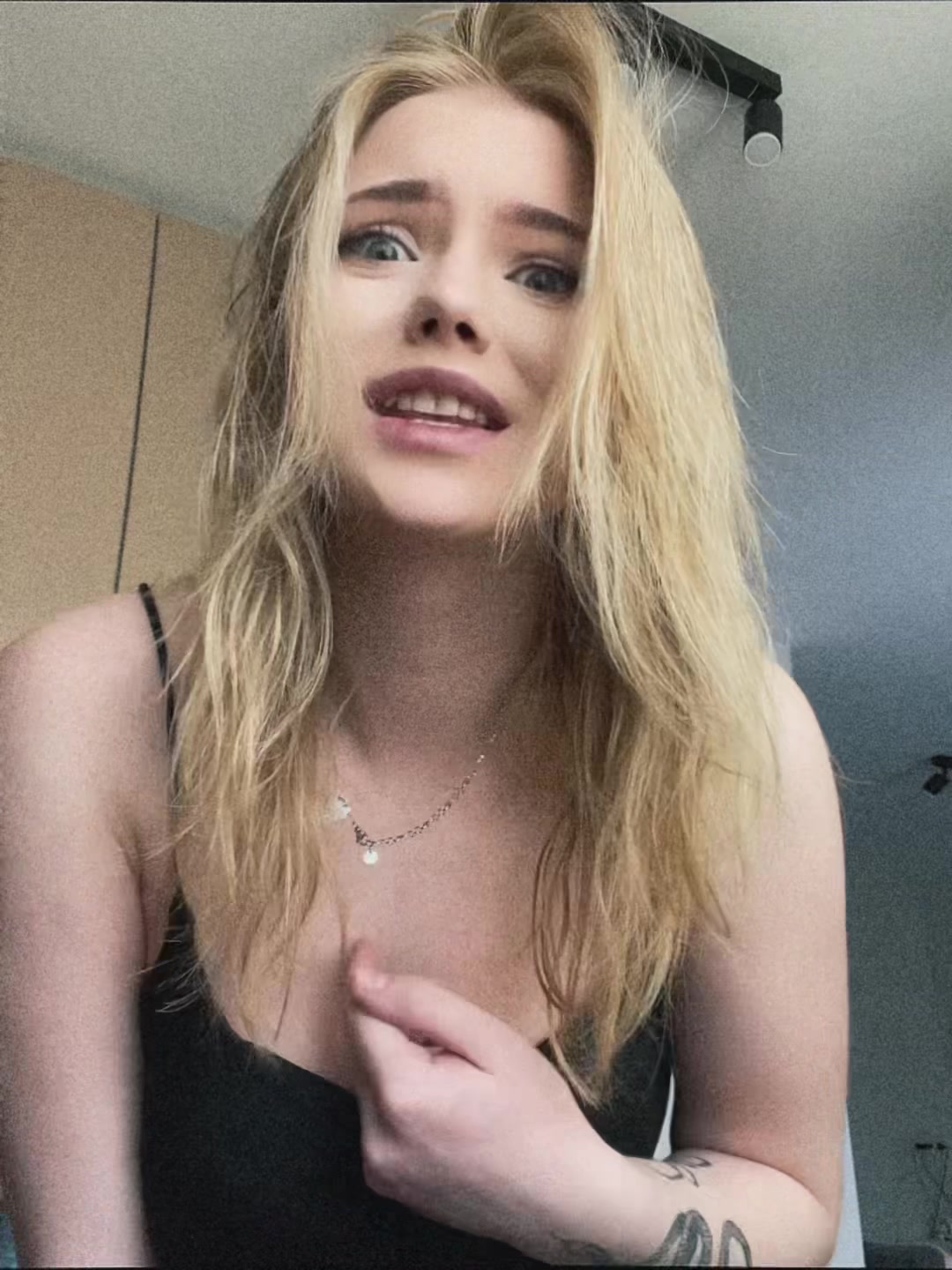 @Kariwepl