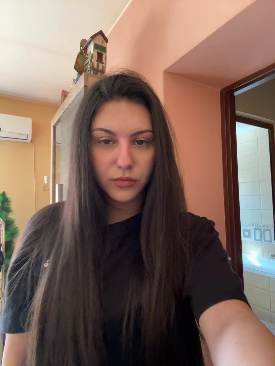 @Veronika
