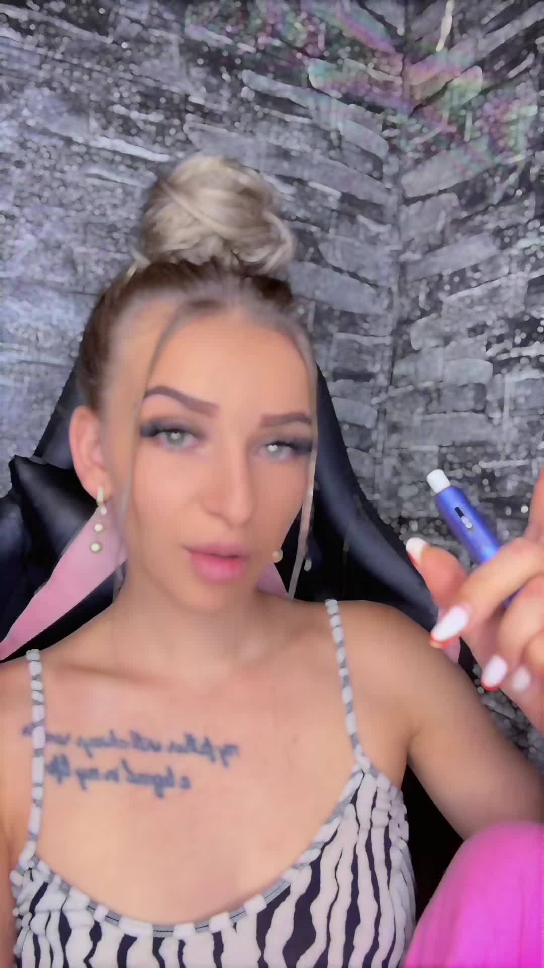 @𝐋ₒ𝗿Ў★🍩❤️