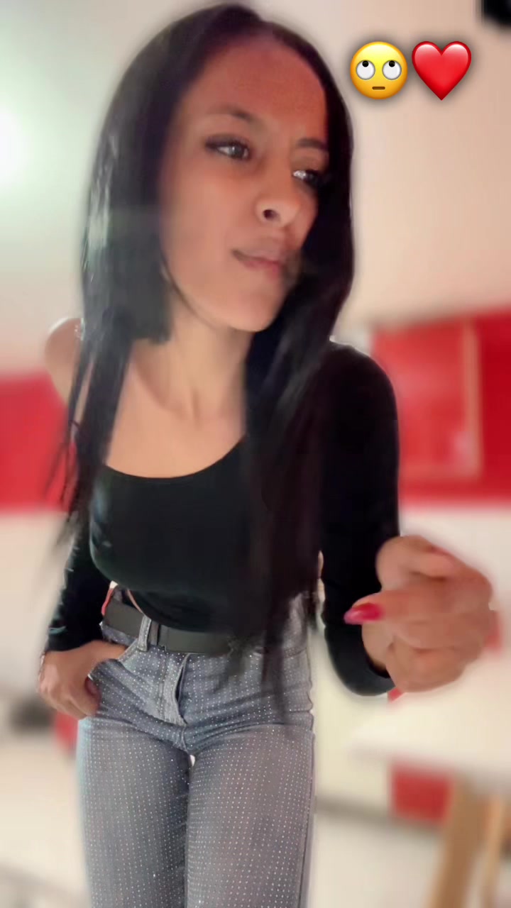 @Alee🔞🖤❗️