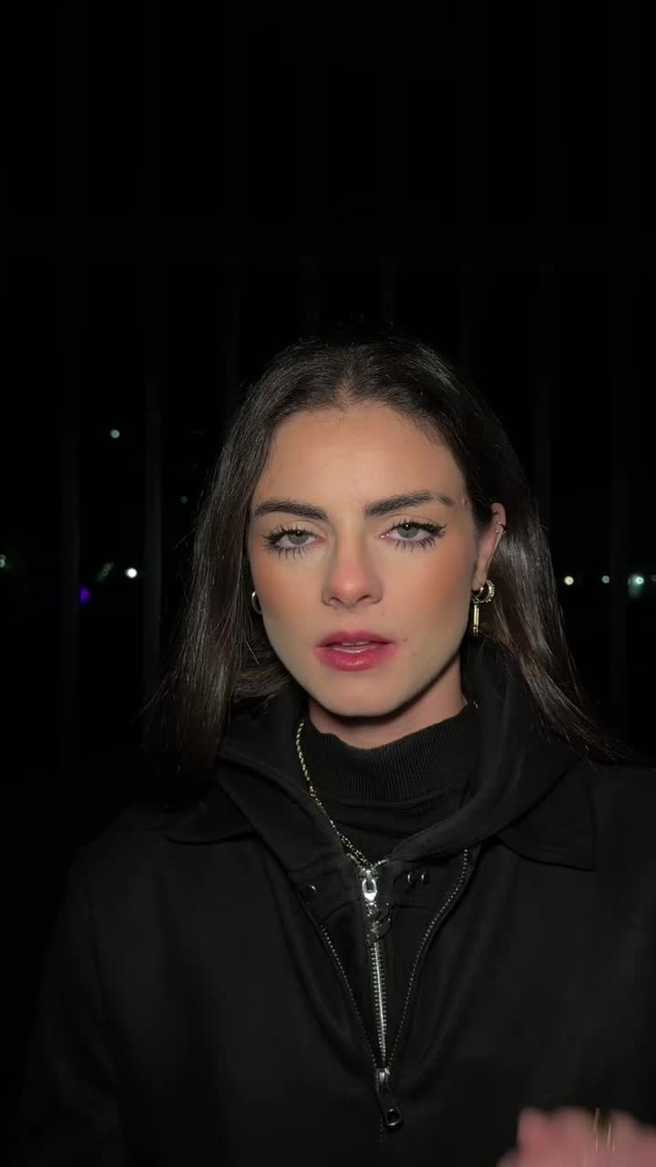 @LUCIA DE LA PUERTA