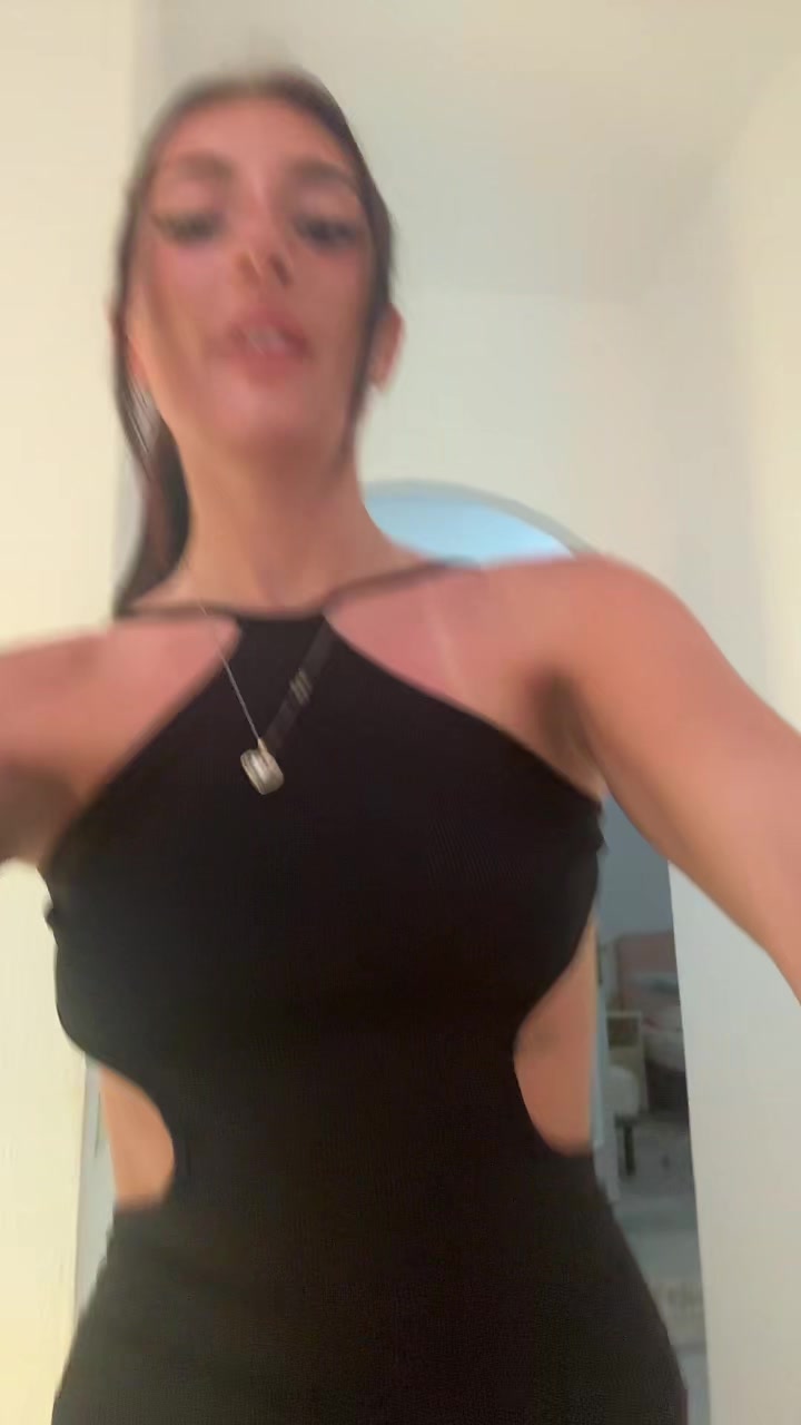 @katefarquhar🦇