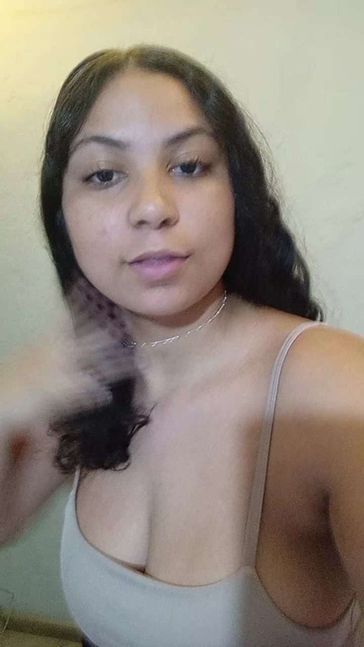 @anavihh